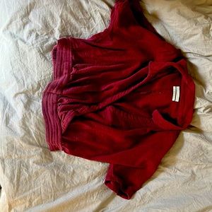 V neck loose cropped shirt